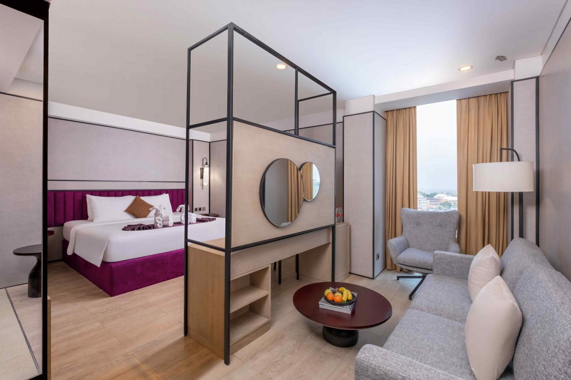 Grand Edge 4* Semarang