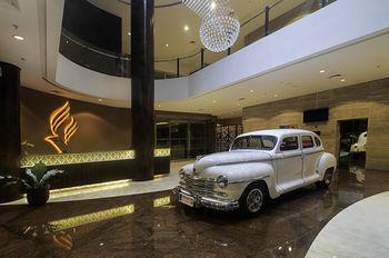 Hotel Grand Edge Semarang