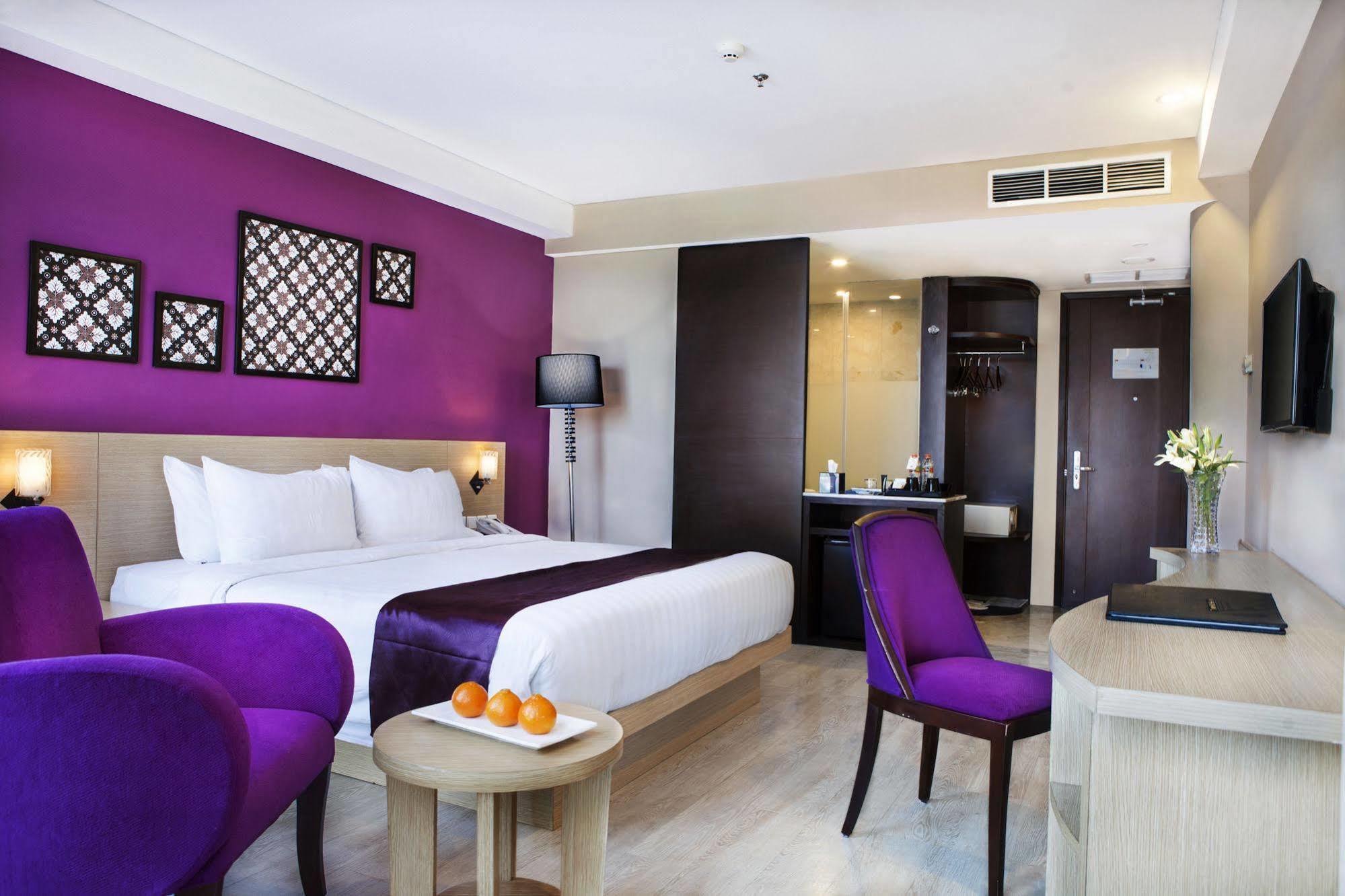 होटल Grand Edge 4*
